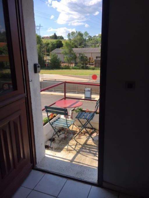 Le Depot Appartement Du Canal 80M2 A Champvert Dış mekan fotoğraf
